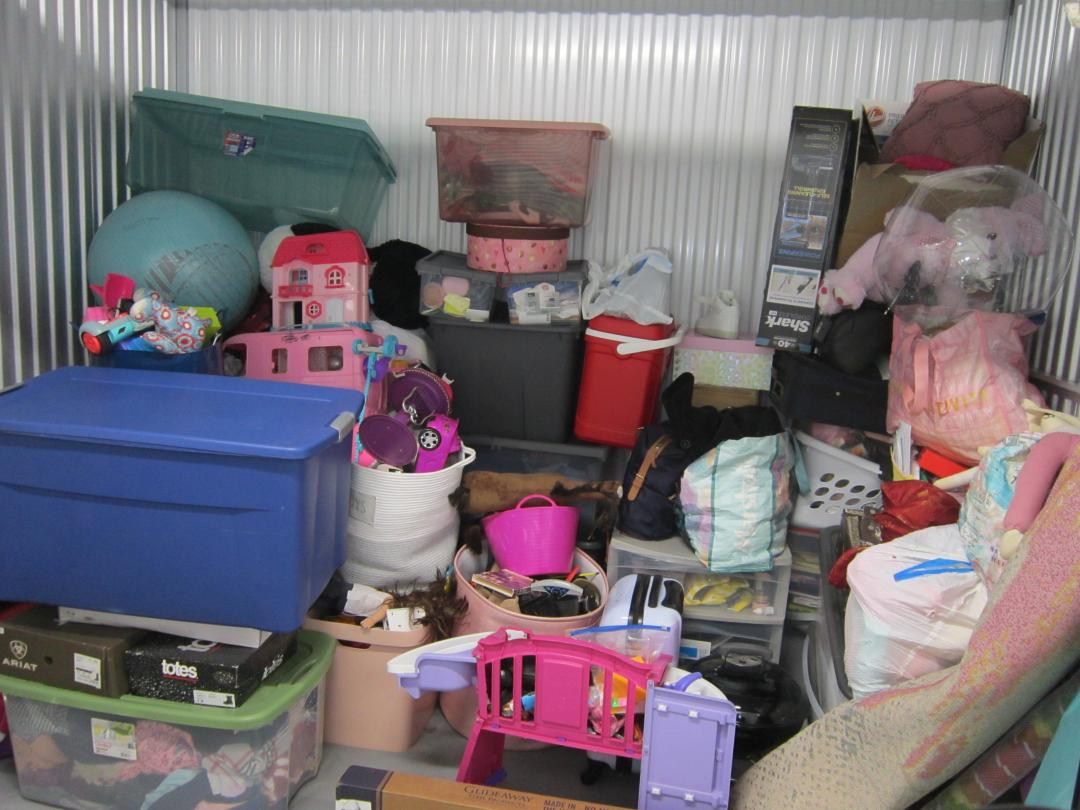 Storage Unit Auction in McCook, IL at Safeguard Self Storage McCook